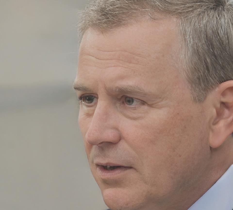 Retrato profesional de Iñigo Mendizábal